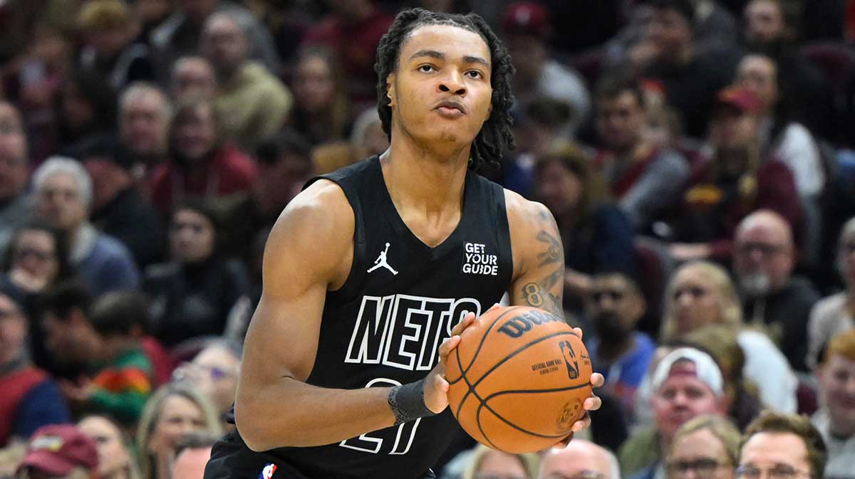 Brooklyn Nets forward Noah Clowney (21) looks to shoot in the first quarter against the Cleveland Cavaliers at Rocket Mortgage FieldHouse.