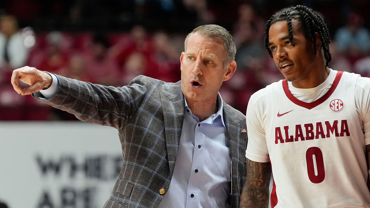 Alabama head coach Nate Oats gives directions to Alabama guard Labaron Philon (0) at Coleman Coliseum. Alabama defeated McNeese 72-64. 