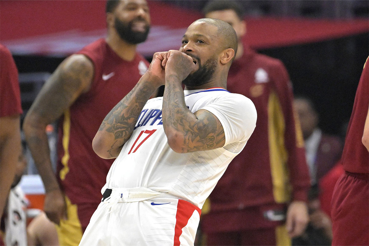 Los Angeles Clippers Next PJ Tucker (17) reacts after being called for a foul in the first half against Cleveland Cavaliers at the Crypto.com Arena. 