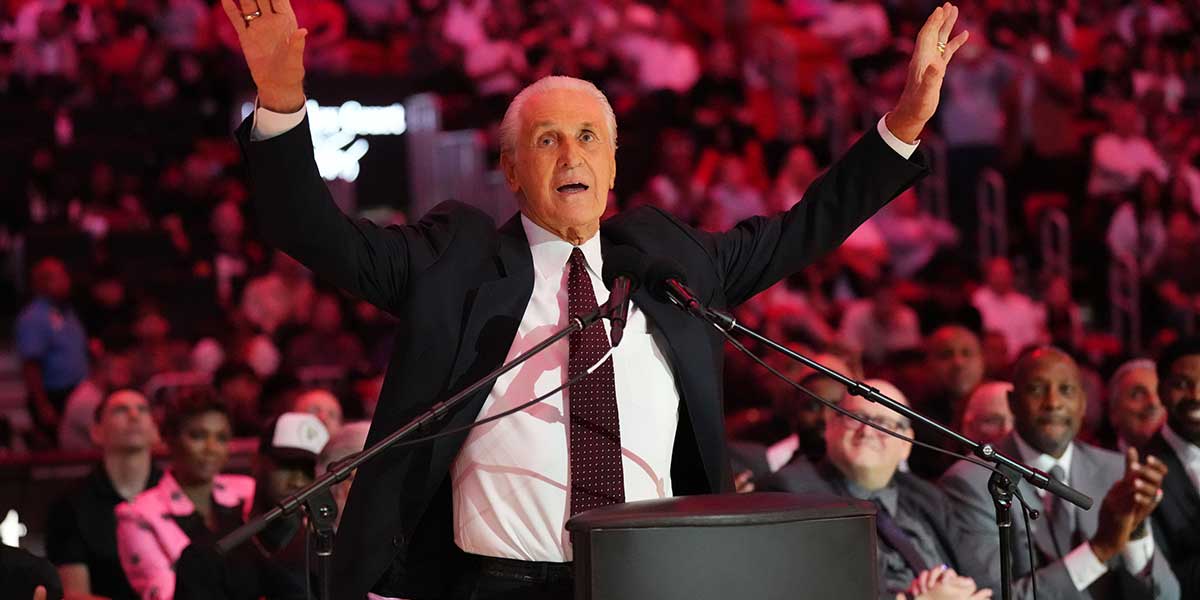 Miami Heat president Pat Riley addresses the crowd during the Pat Riley Court dedication ceremony at halftime at Kaseya Center.