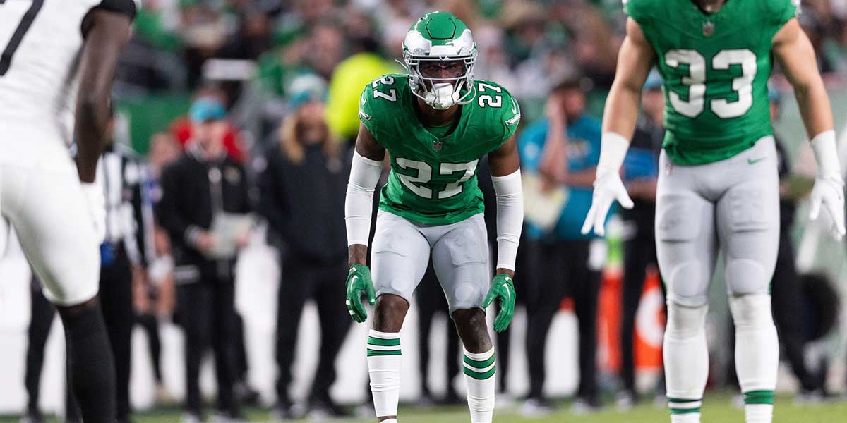 Philadelphia Eagles cornerback Quinyon Mitchell (27) plays against the Jacksonville Jaguars at Lincoln Financial Field.