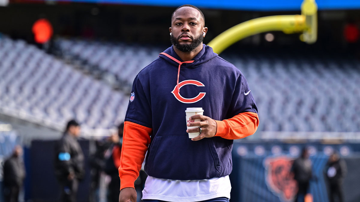 Chicago Bears offensive coordinator Thomas Brown looks on before the game against the Green Bay Packers at Soldier Field. 