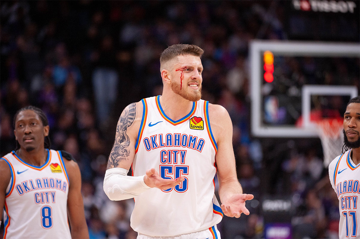 Thunder center Isaiah Hartenstein (55) looks for a call after an apparent injury to his eye during the third quarter at Golden 1 Center