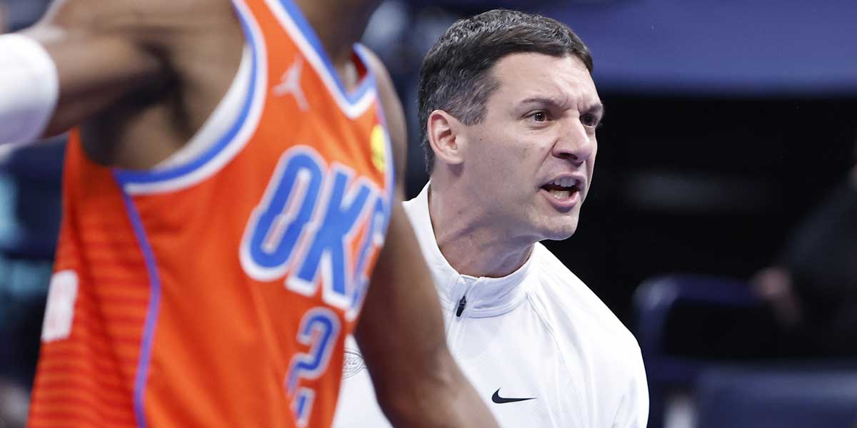 Thunder head coach Mark Daigneault reacts to an official's call after a play against the Phoenix Suns during the fourth quarter at Paycom Center