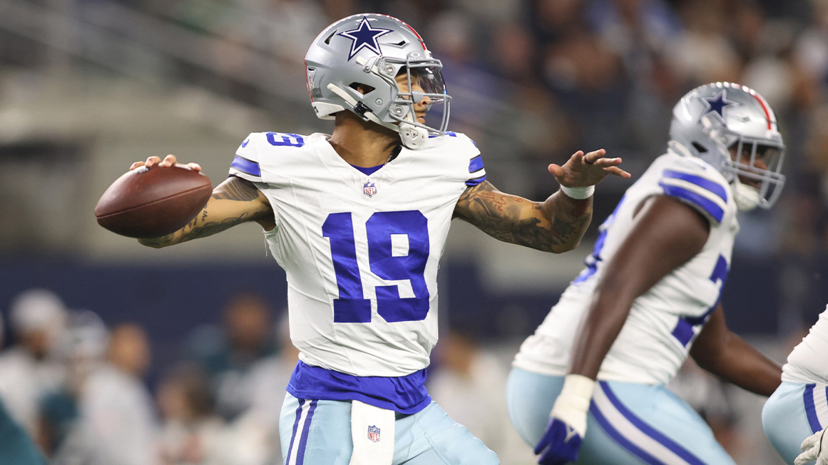 Dallas Cowboys quarterback Trey Lance (19) throws a pass against the Philadelphia Eagles in the fourth quarter at AT&T Stadium.