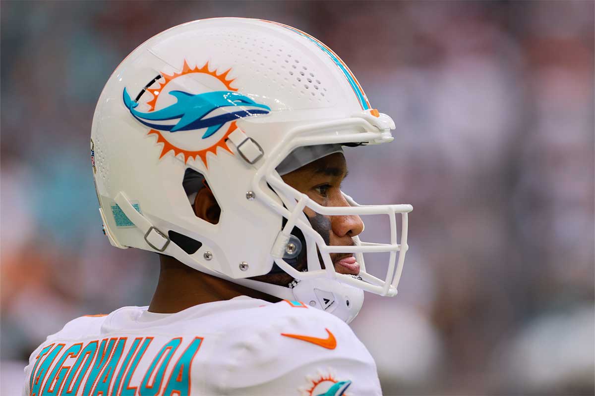 Miami Dolphins quarterback Tua Tagovailoa (1) looks on from the sideline against the Las Vegas Raiders during the third quarter at Hard Rock Stadium.