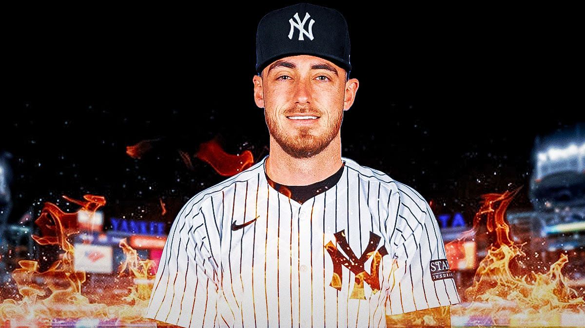 Cody Bellinger trong chiếc áo đấu của Yankees đang bốc cháy