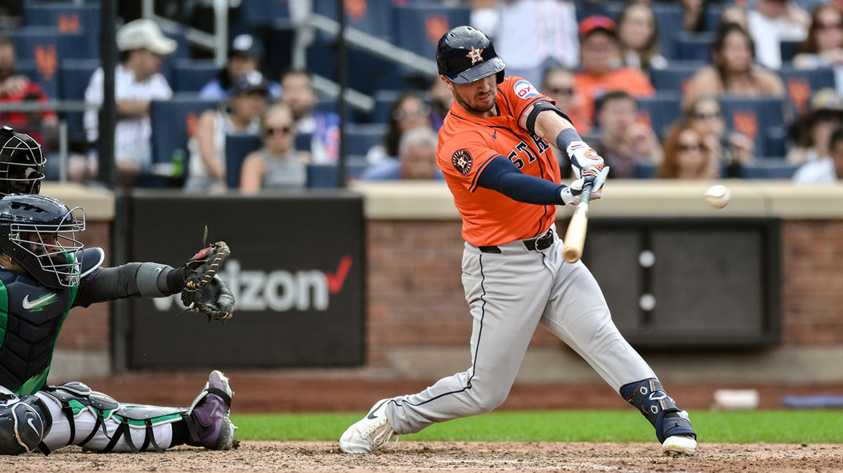 MLB rumors: Astros contingency plans if they lose Alex Bregman