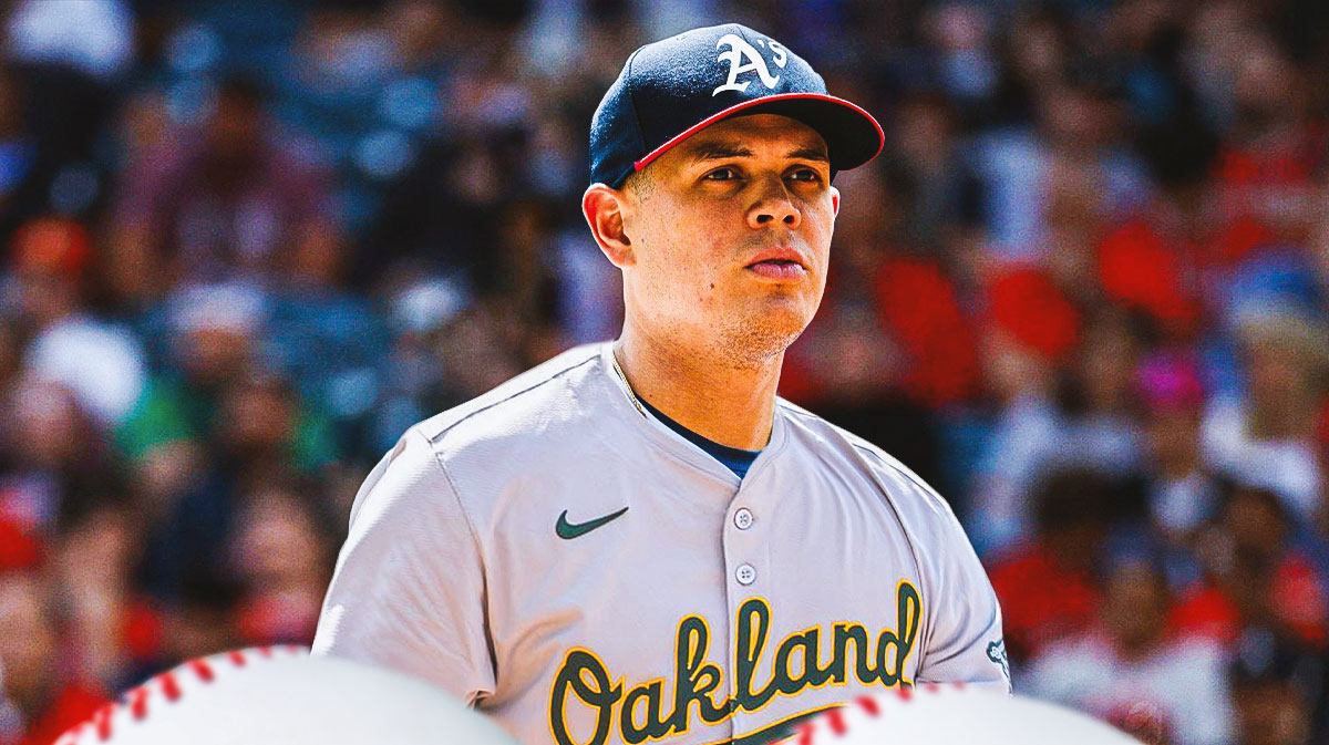 thumbnail image 2 of 2024 Topps Now #414 Gio Urshela - Walk-Off Vs Dodgers! July 13th, Detroit Tigers - IN HAND, Near Mint 2 of 5