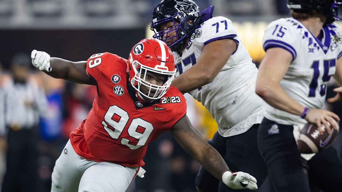 Georgia Bulldogs defensive lineman Bear Alexander (99) against the TCU Horned Frogs during the CFP national championship game at SoFi Stadium.