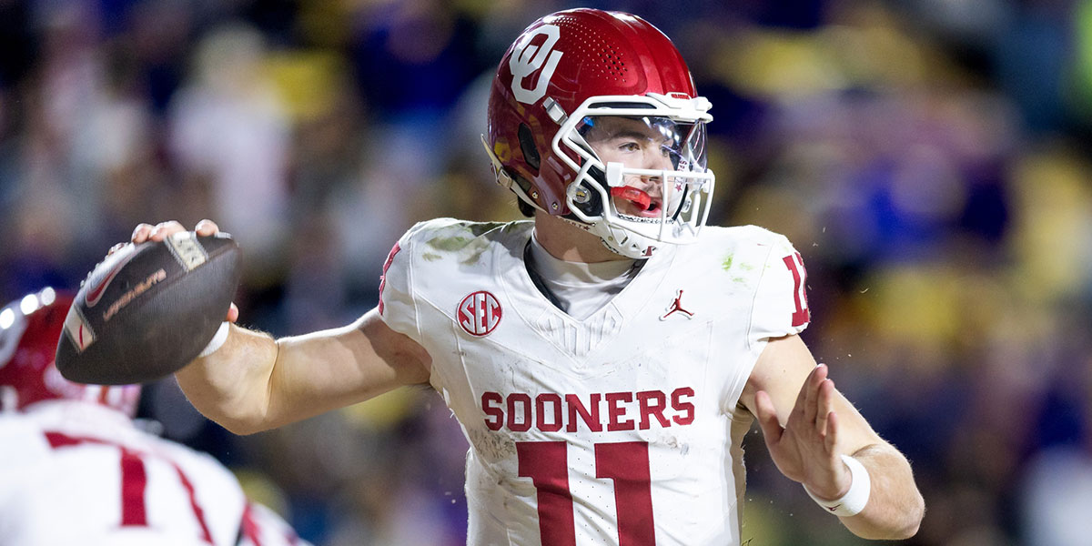 Nov 30, 2024; Baton Rouge, Louisiana, USA; Oklahoma Sooners quarterback Jackson Arnold (11) passes against the LSU Tigers during the fourth quarter at Tiger Stadium. Mandatory Credit: Stephen Lew-Imagn Images