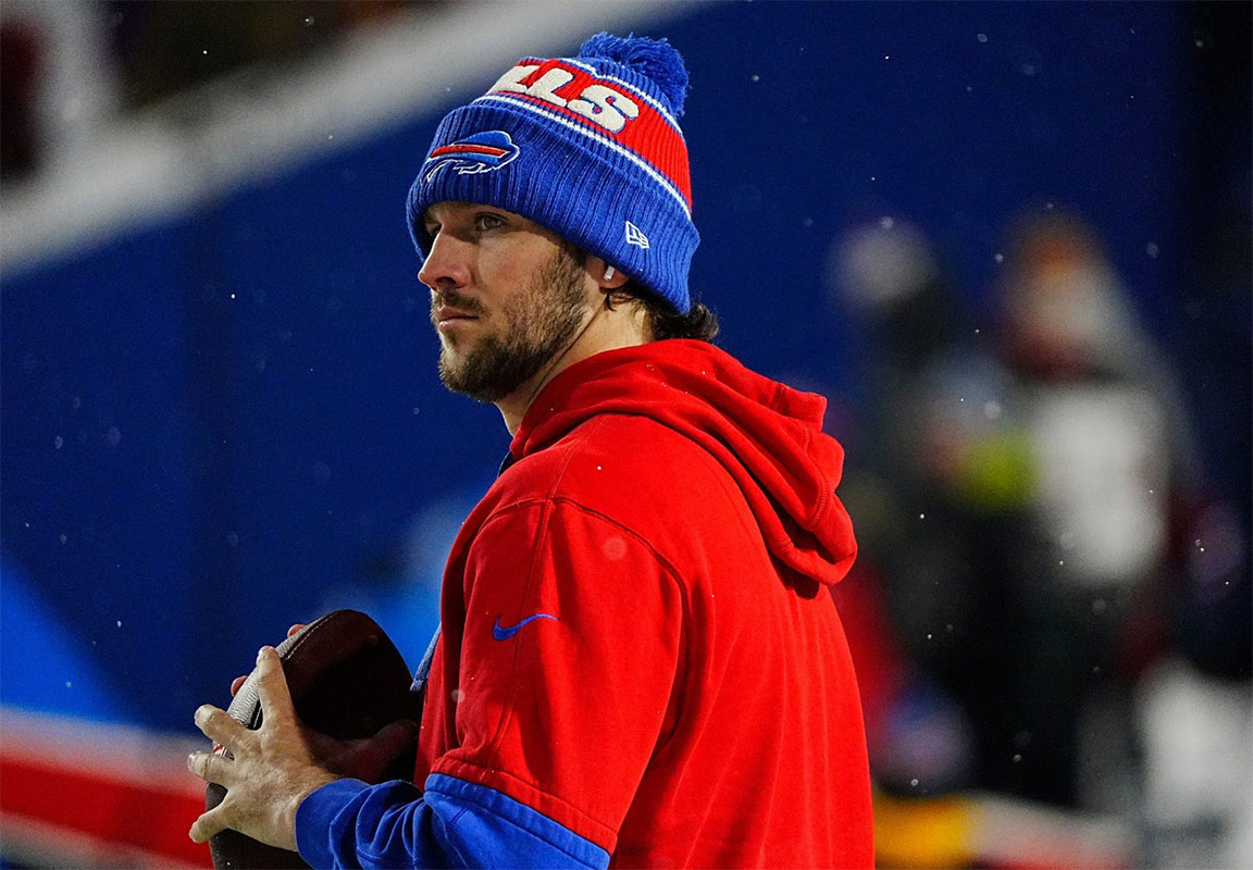 Bills quarterback Josh Allen warms up