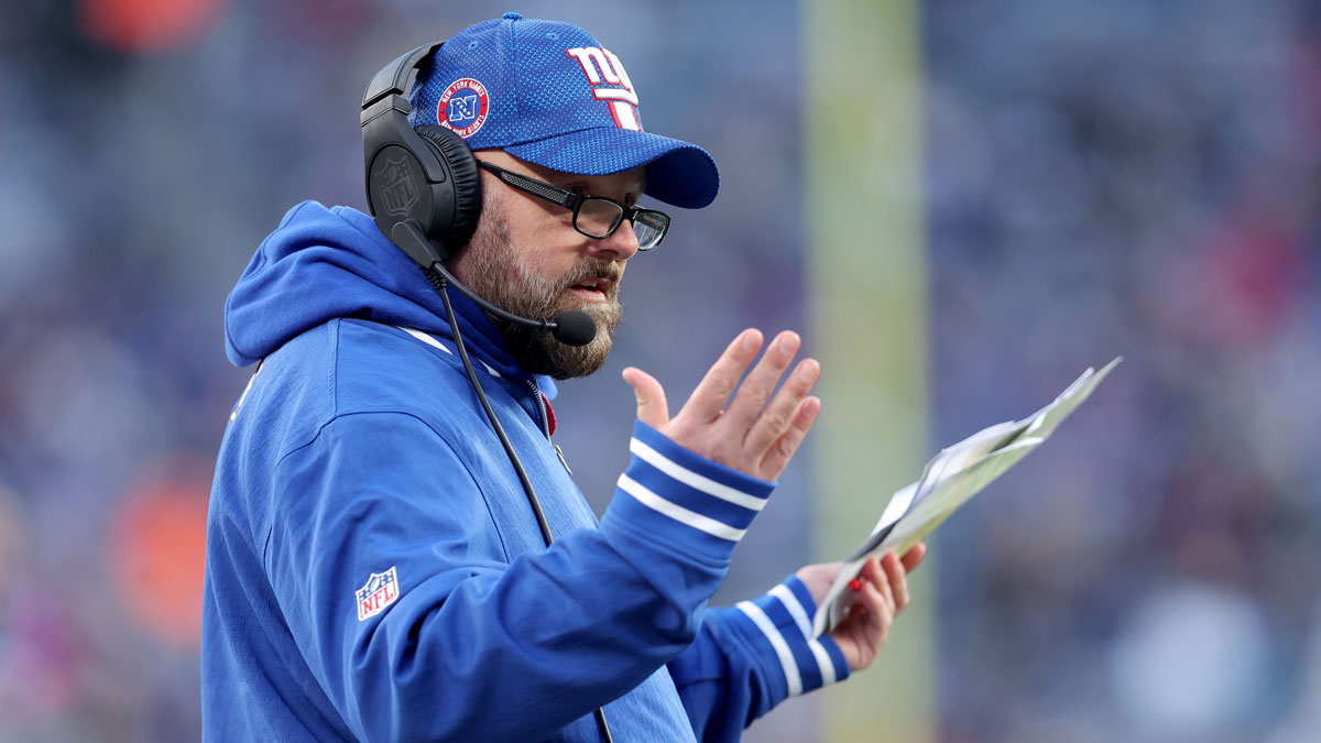 New York Giants head coach Brian Daboll reacts during the fourth quarter against the New Orleans Saints at MetLife Stadium.