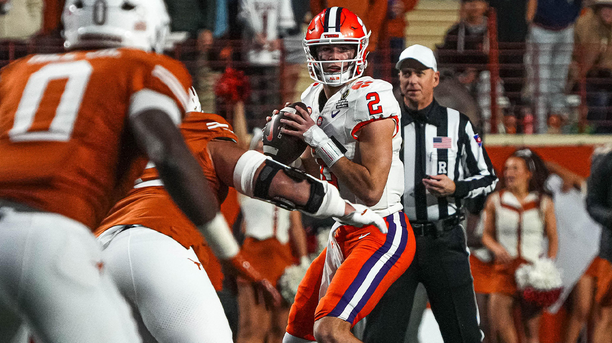 Clemson quarterback Cade Klubnik (2) throws a pass during the game against the Texas Longhorns in the first round of the College Football Playoffs.