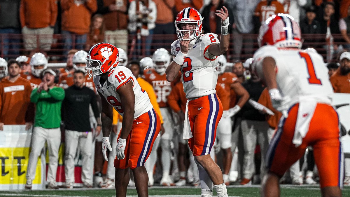 Clemson quarterback Cade Klubnik (2) directs his team during the game against the Texas Longhorns in the first round of the College Football Playoffs at Darrell K Royal-Texas Memorial Stadium on Saturday, Dec. 21, 2024.