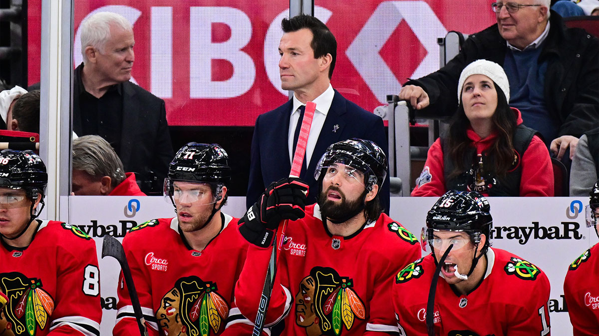Chicago Blackhawks head coach Luke Richardson looks on against the Florida Panthers during the first period at the United Center.