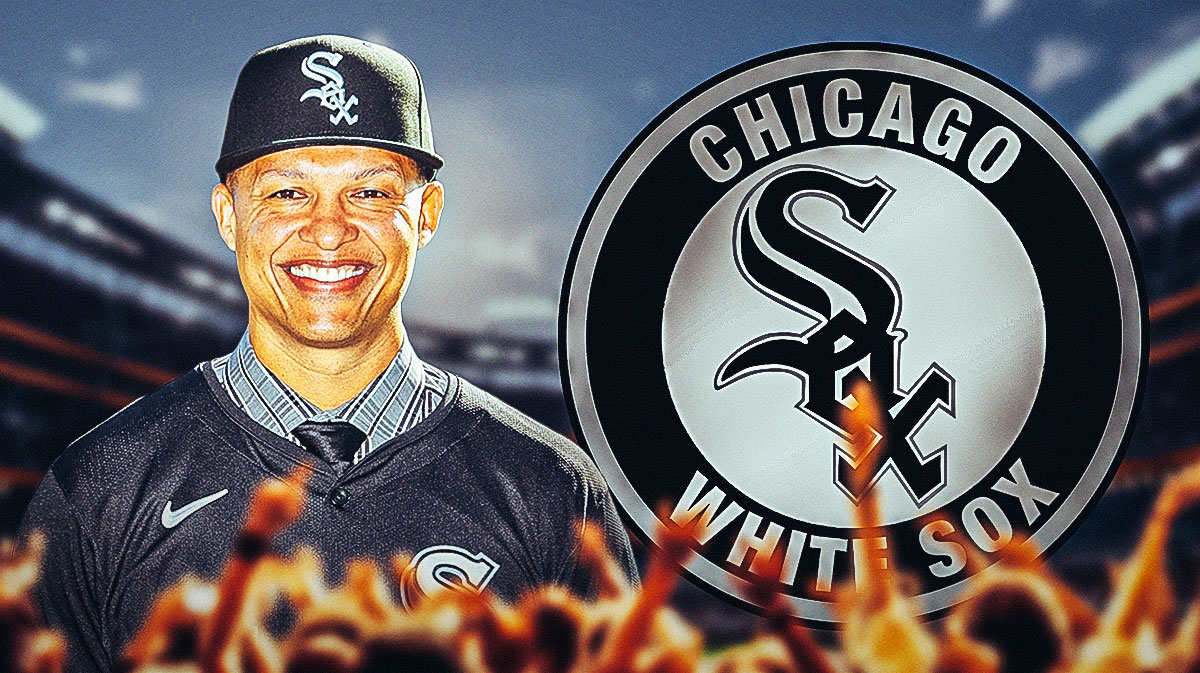 Will Venable smiling next to a White Sox logo