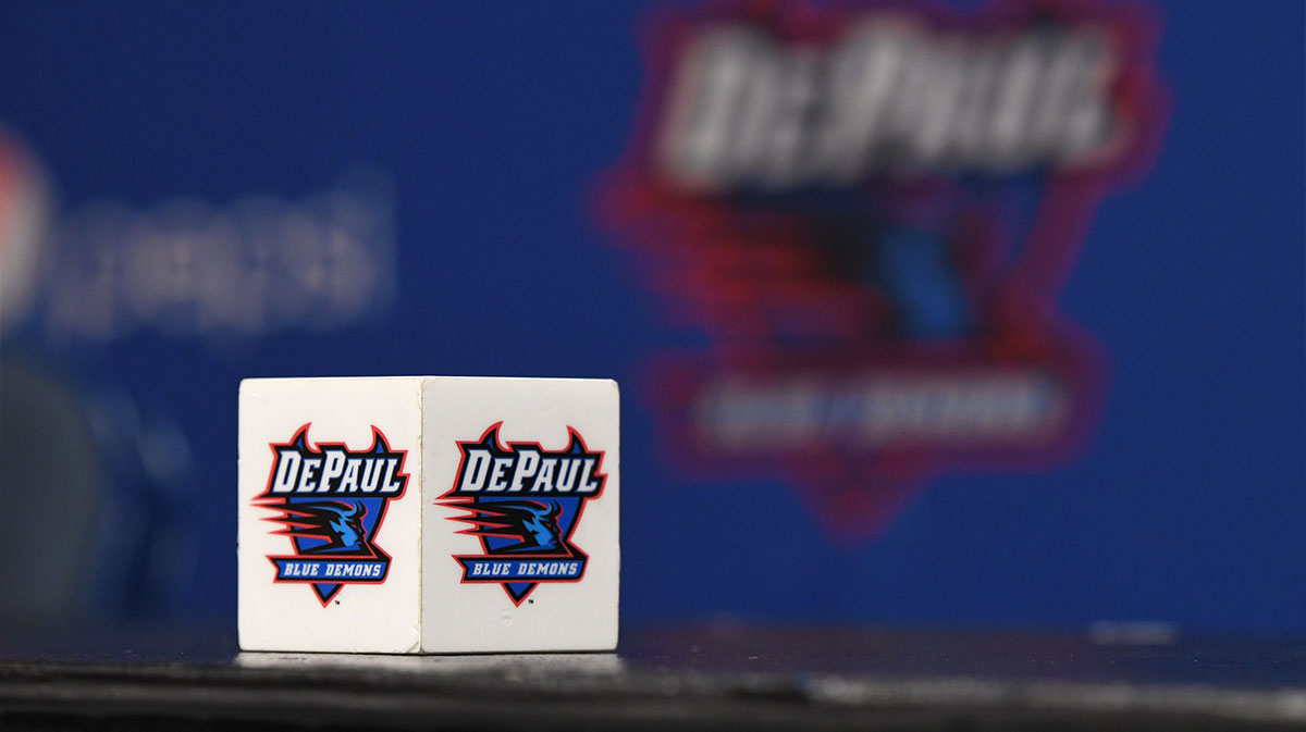 AP basketball voter makes eyebrowraising DePaul, UC Irvine top 25 picks