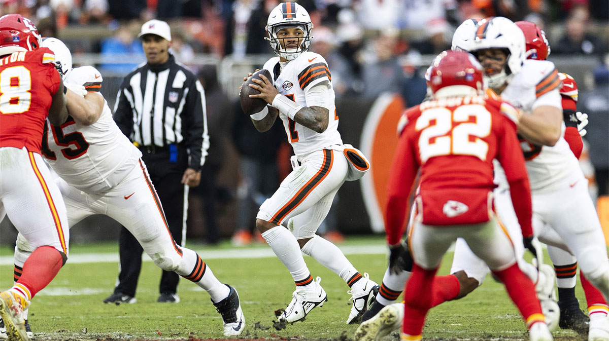 Cleveland Browns quarterback Dorian Thompson-Robinson (17) drops to throw against the Kansas City Chiefs during the fourth quarter at Huntington Bank Field.