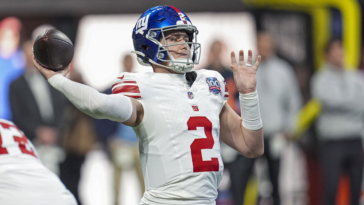 New York Giants quarterback Drew Lock (2) passes against the Atlanta Falcons during the second half at Mercedes-Benz Stadium.