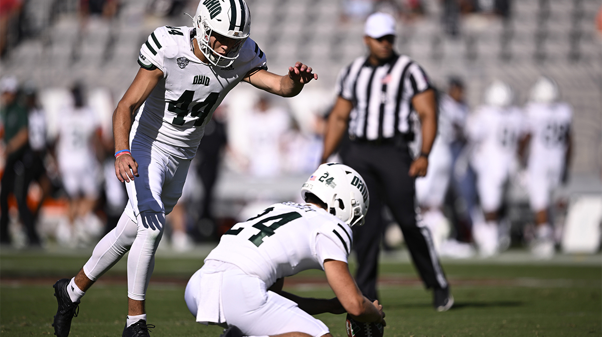 Ohio Bobcats kicker Gianni Spetic (44) kicks a field goal against the San Diego State Aztecs during the first half at Snapdragon Stadium.