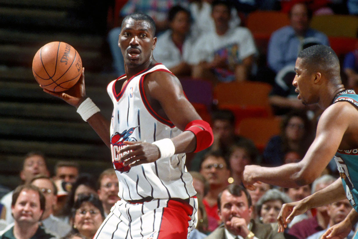 Houston Rockets center #34 HAKEEM OLAJUWON in action against the Vancouver Grizzlies at the Summit during the 1996-97 season.