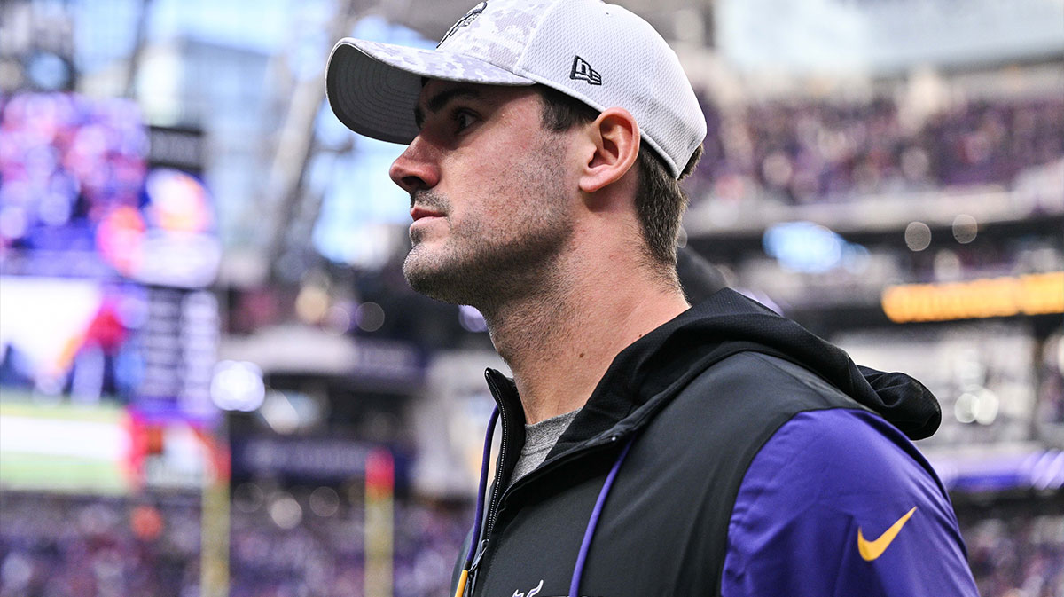 Newly acquired Minnesota Vikings quarterback Daniel Jones walks off the field after the game against the Arizona Cardinals at U.S. Bank Stadium.