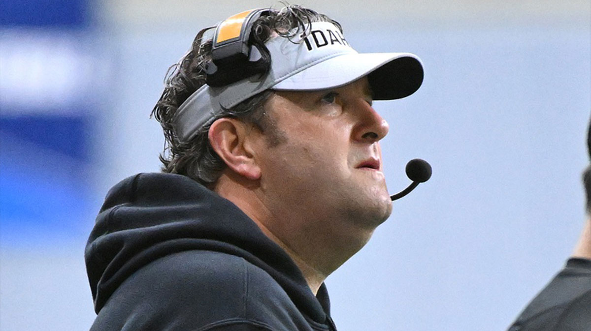 Idaho Vandals head coach Jason Eck looks on against the Southern Illinois Salukis in the first half at Kibble Dome.