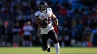 Houston Texans running back Joe Mixon (28) scores a touchdown during the third quarter