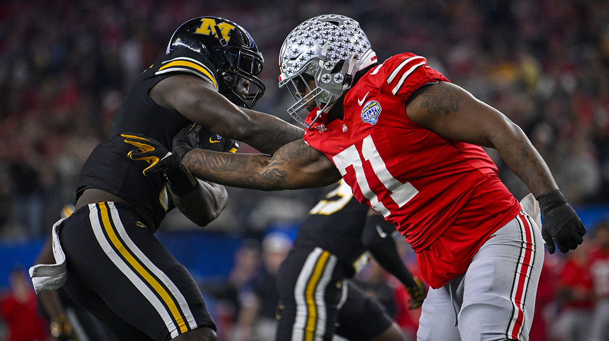 Ohio State lineman declares for NFL Draft despite seasonending injury