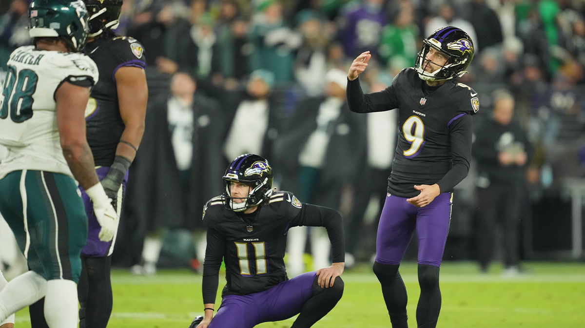 Baltimore Ravens kicker Justin Tucker (9) watches his failed third quarter field goal attempt against the Philadelphia Eagles at M&T Bank Stadium.