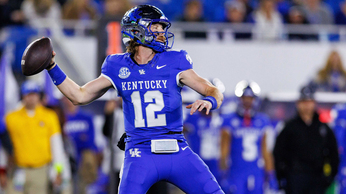 Kentucky Wildcats quarterback Brock Vandagriff (12) throws a pass during the second quarter against the Auburn Tigers at Kroger Field.