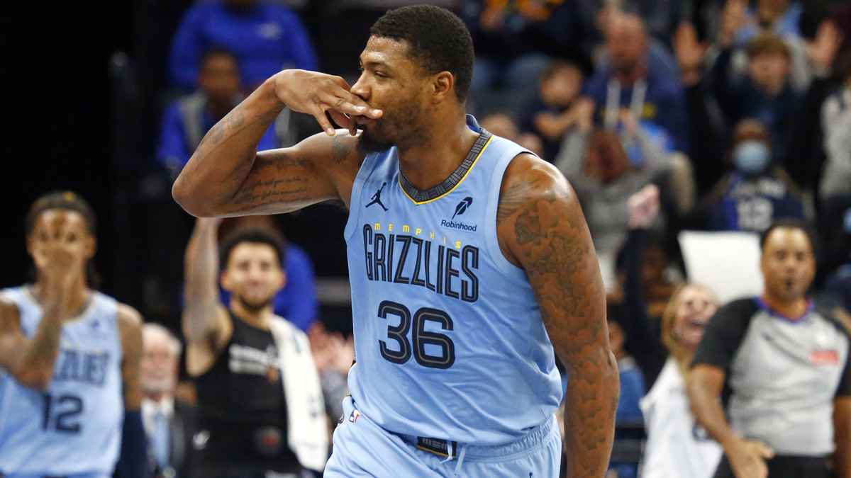 Memphis Grizzlies guard Marcus Smart (36) reacts after a three point basket during the fourth quarter against the New Orleans Pelicans at FedExForum.