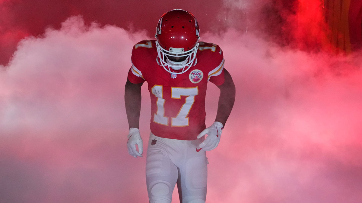 Kansas City Chiefs wide receiver Mecole Hardman (17) is introduced against the Tampa Bay Buccaneers prior to a game at GEHA Field at Arrowhead Stadium.
