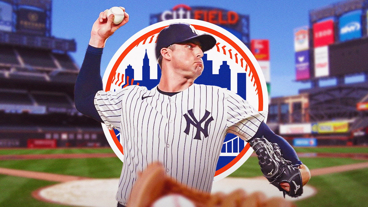 Clay Holmes (Yankees) pitching at Citi Field with Mets logo in background