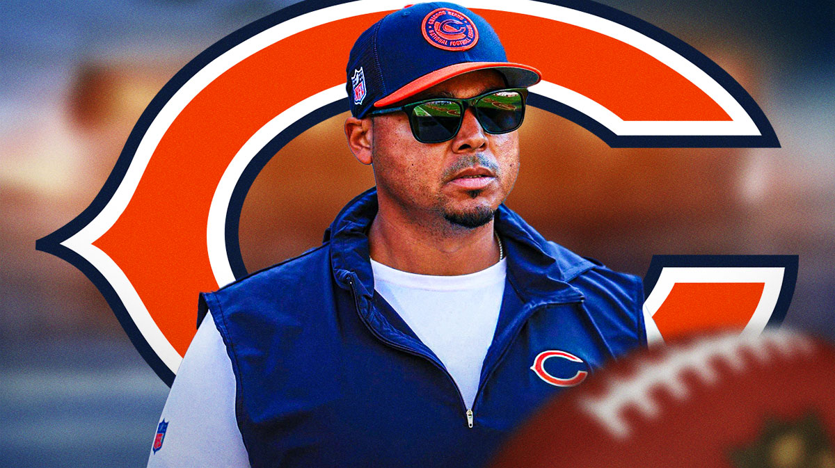 Ryan Poles in Bears gear.