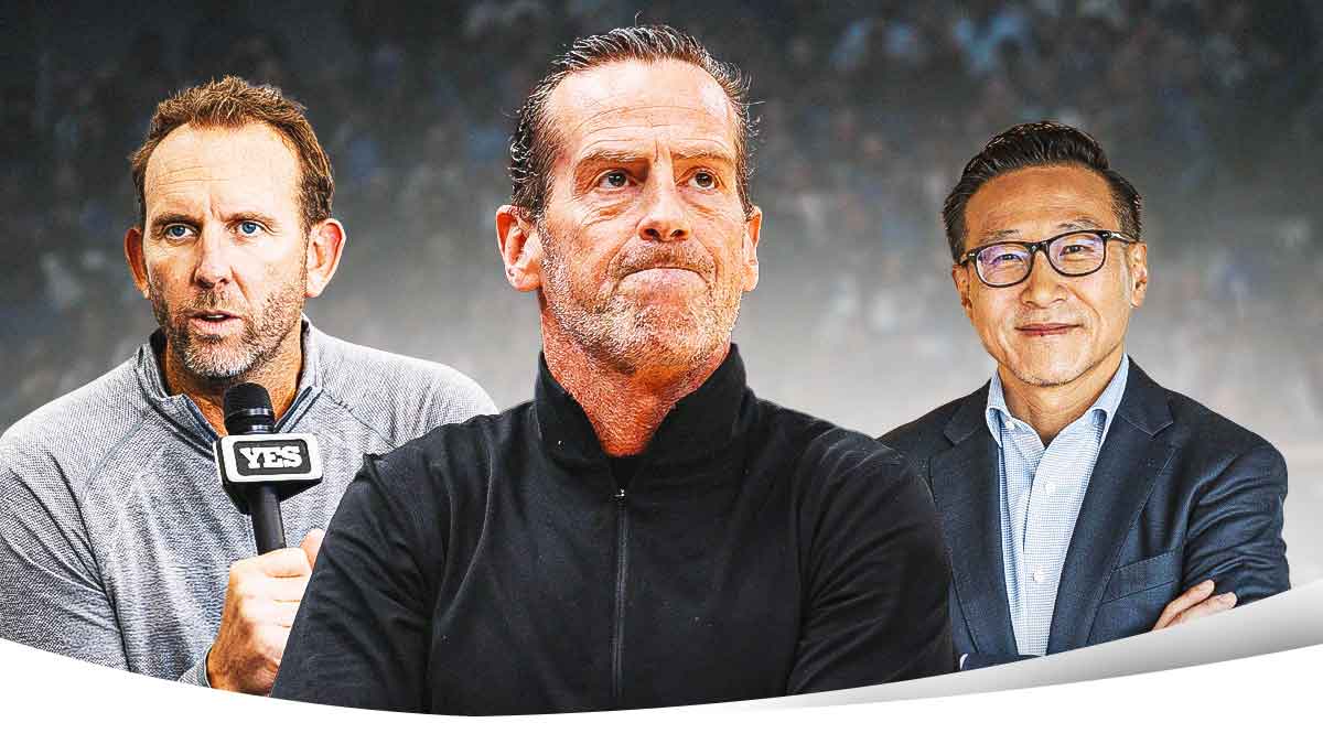Kenny Atkinson on one side with Sean Marks and Joe Tsai on the other