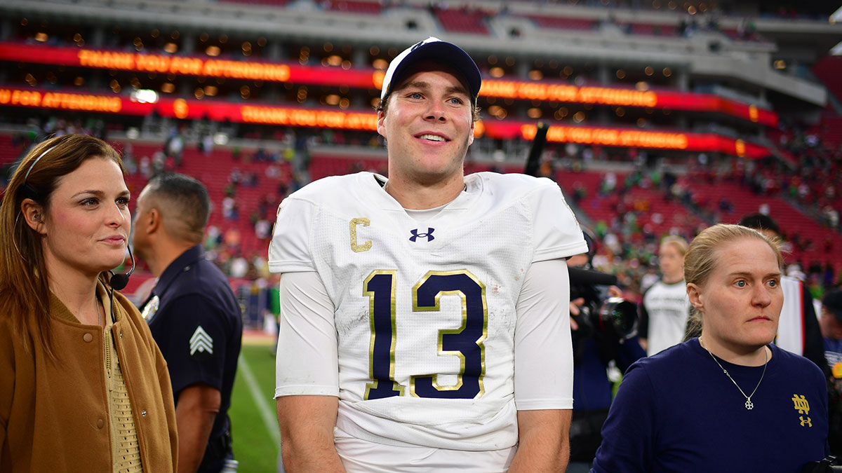 Notre Dame QB Riley Leonard