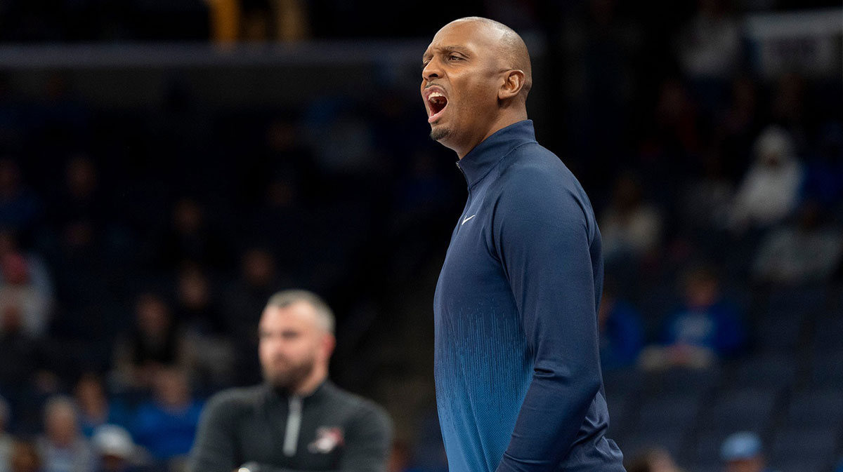 Memphis' head coach Penny Hardaway shouts to his players during the game between Arkansas State University and the University of Memphis at FedExForum in Memphis, Tenn., on Sunday, December 8, 2024.