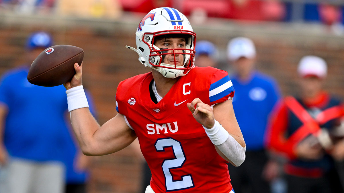 Southern Methodist Mustangs quarterback Preston Stone (2) passes the ball against the Brigham Young Cougars during the first half at Gerald J. Ford Stadium.