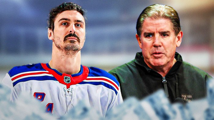 Rangers forward Chris Kreider and coach Peter Laviolette