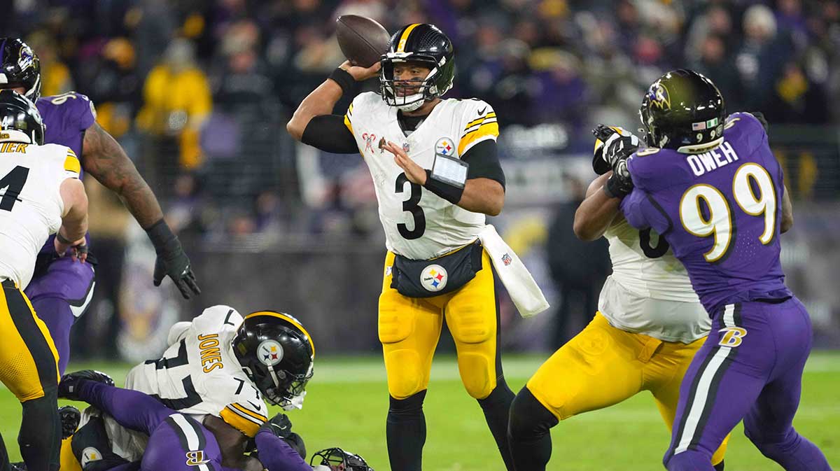 Pittsburgh Steelers quarterback Russell Wilson (3) passes during the third quarter against the Baltimore Ravens at M&T Bank Stadium.