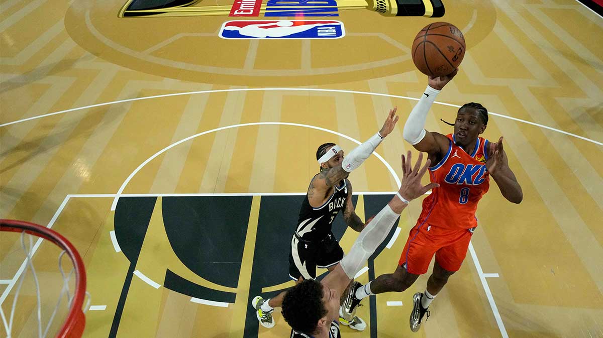 Thunder forward Jalen Williams (8) shoots against Milwaukee Bucks guard Gary Trent Jr. (5) during the Emirates NBA Cup championship game at T-Mobile Arena