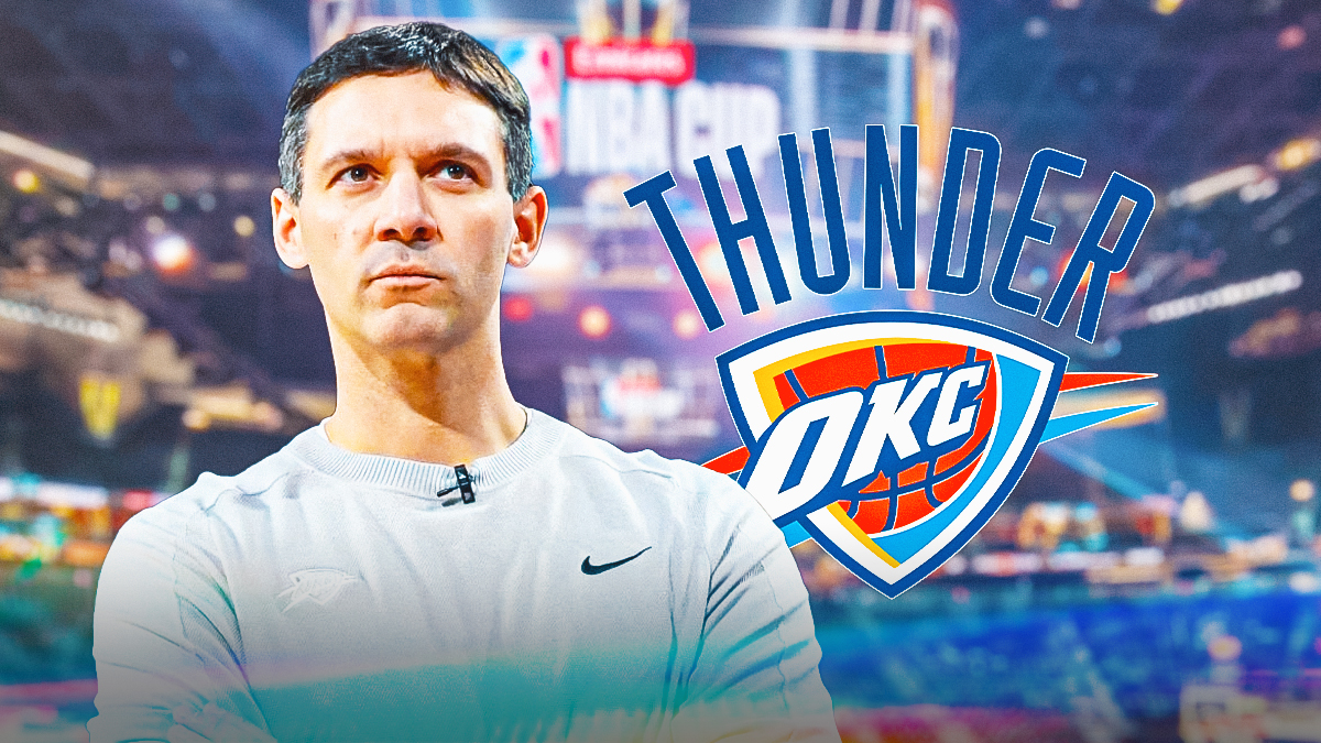 Thunder HC Mark Daigneault, T-Mobile Arena behind him