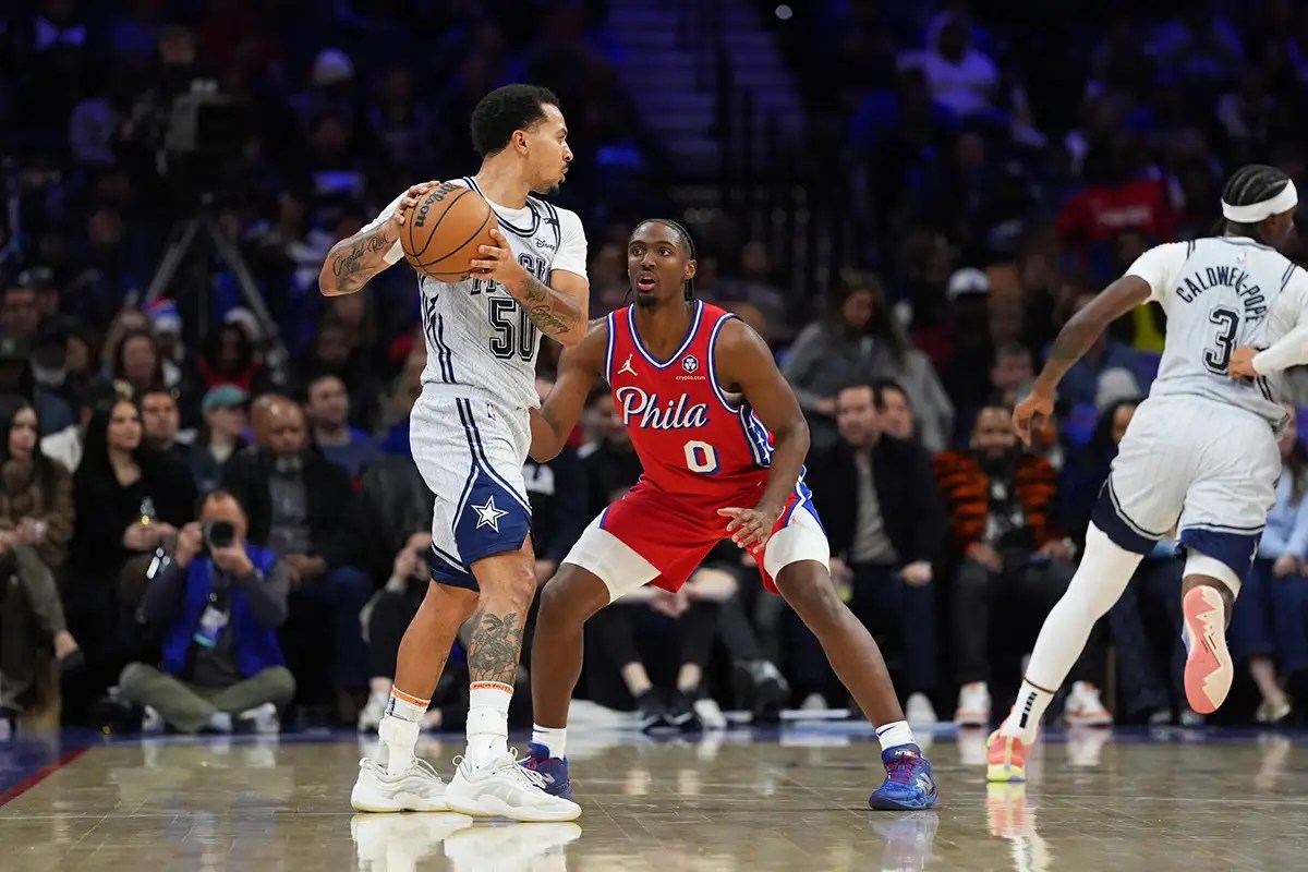 Orlando Magic guard Cole Anthony (50) controls the ball against Philadelphia 76ers guard Tyrese Maxey (0) in the fourth quarter at Wells Fargo Center.