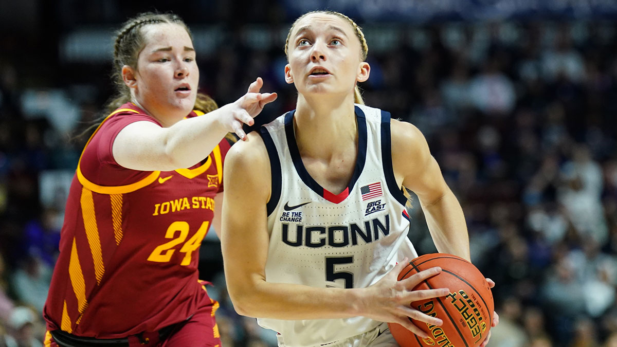 UConn Huskies guard Paige Bueckers (5) drives the ball to the basket against Iowa State Cyclones forward Addy Brown (24) in the second half at Mohegan Sun Arena.