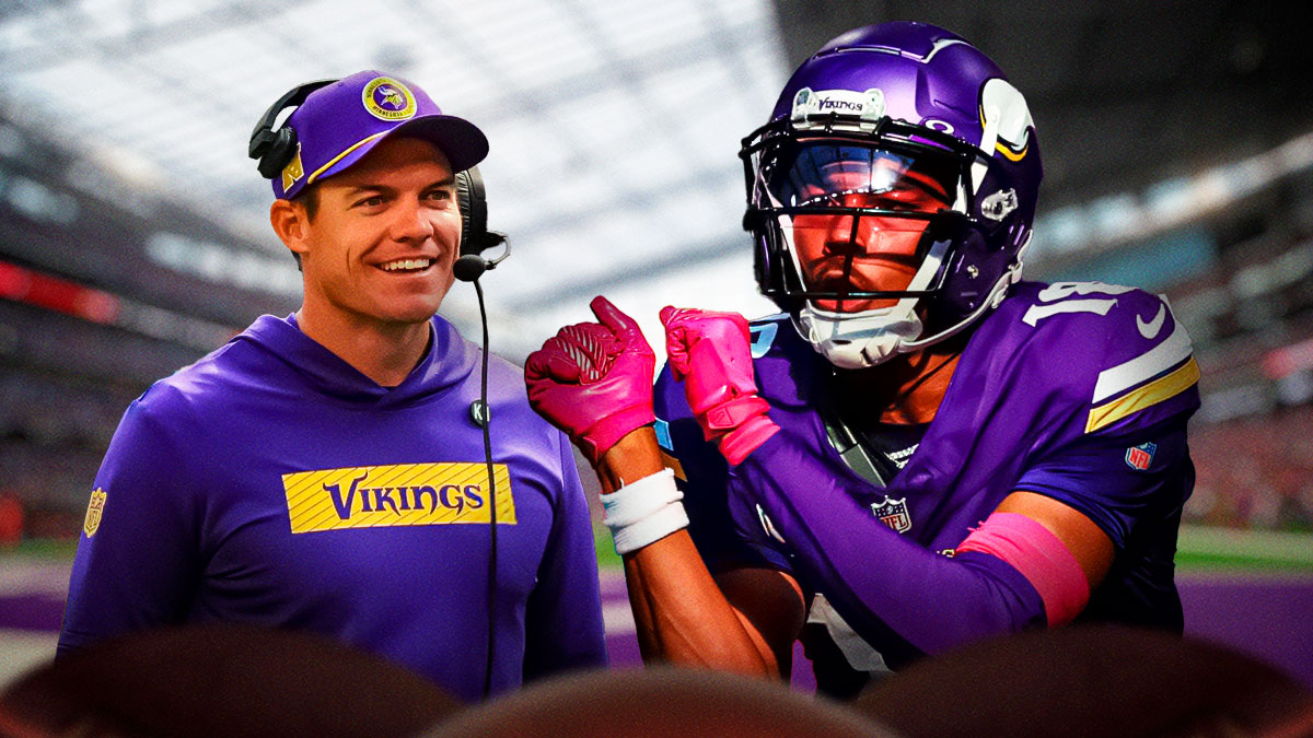 Kevin O'Connell on left. Justin Jefferson doing the griddy on the right