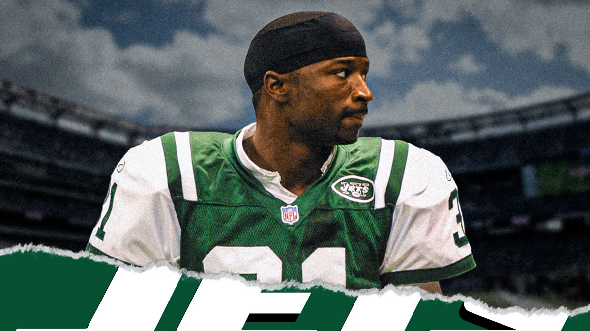 Jets HC Aaron Glenn with field in background
