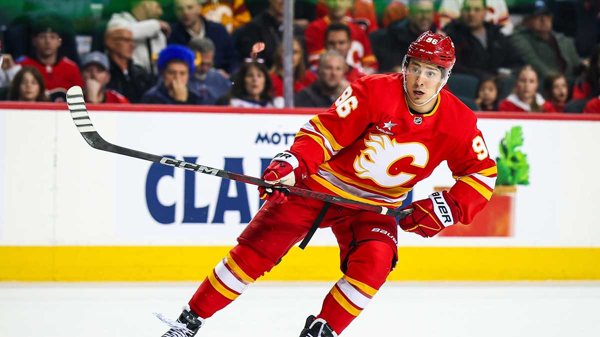 Calgary Flames Left Ving Andrei Kuzmenko (96) Skates against Buffalo Saber during the first period in Scotiabank Saddledome.