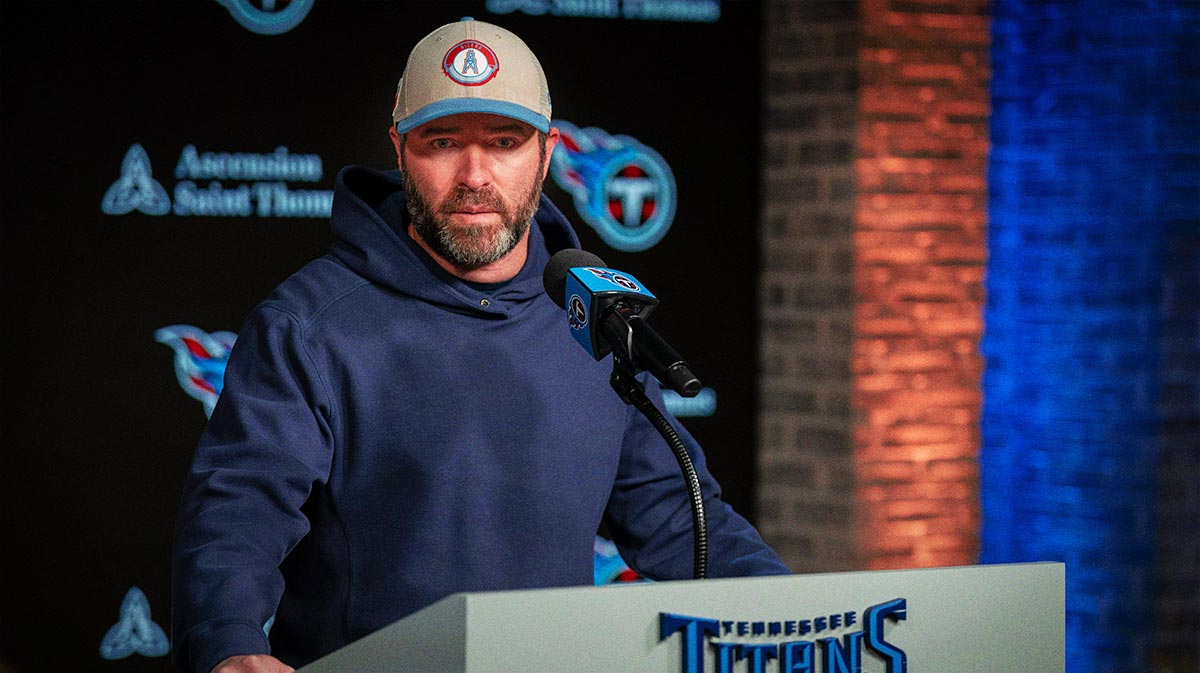 Tensees Titans Chief Coach Brian Callahan speaks during the press conference at the Ascensi Sports Park of St. Thomas in Nashville, Tenn., Monday, 6. January 2025